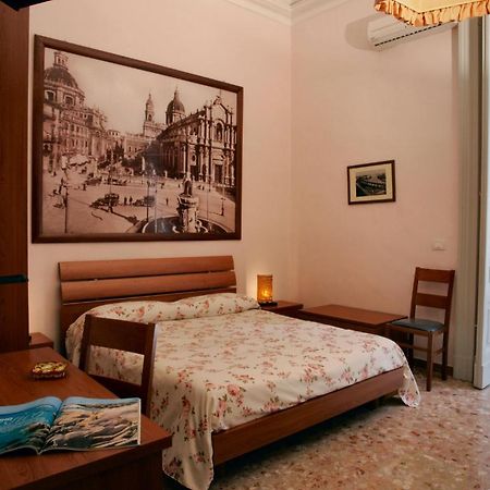 Picone Bed&Breakfast Catania-Fontanarossai nemzetközi repülőtér Szoba fotó