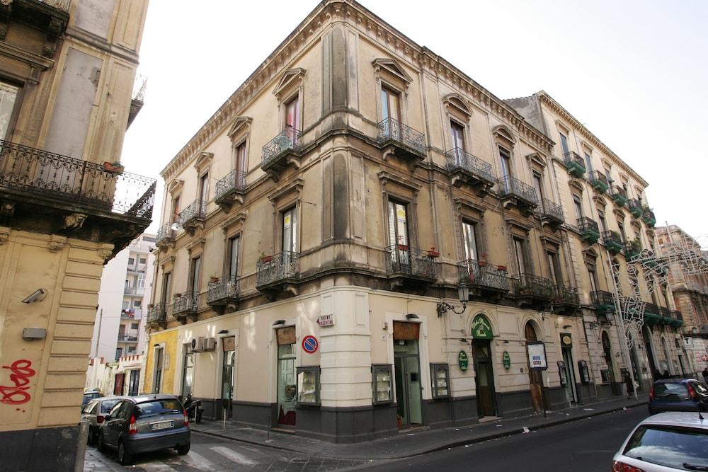 Picone Bed&Breakfast Catania-Fontanarossai nemzetközi repülőtér Kültér fotó
